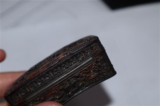 A Cantonese carved tortoiseshell snuff box